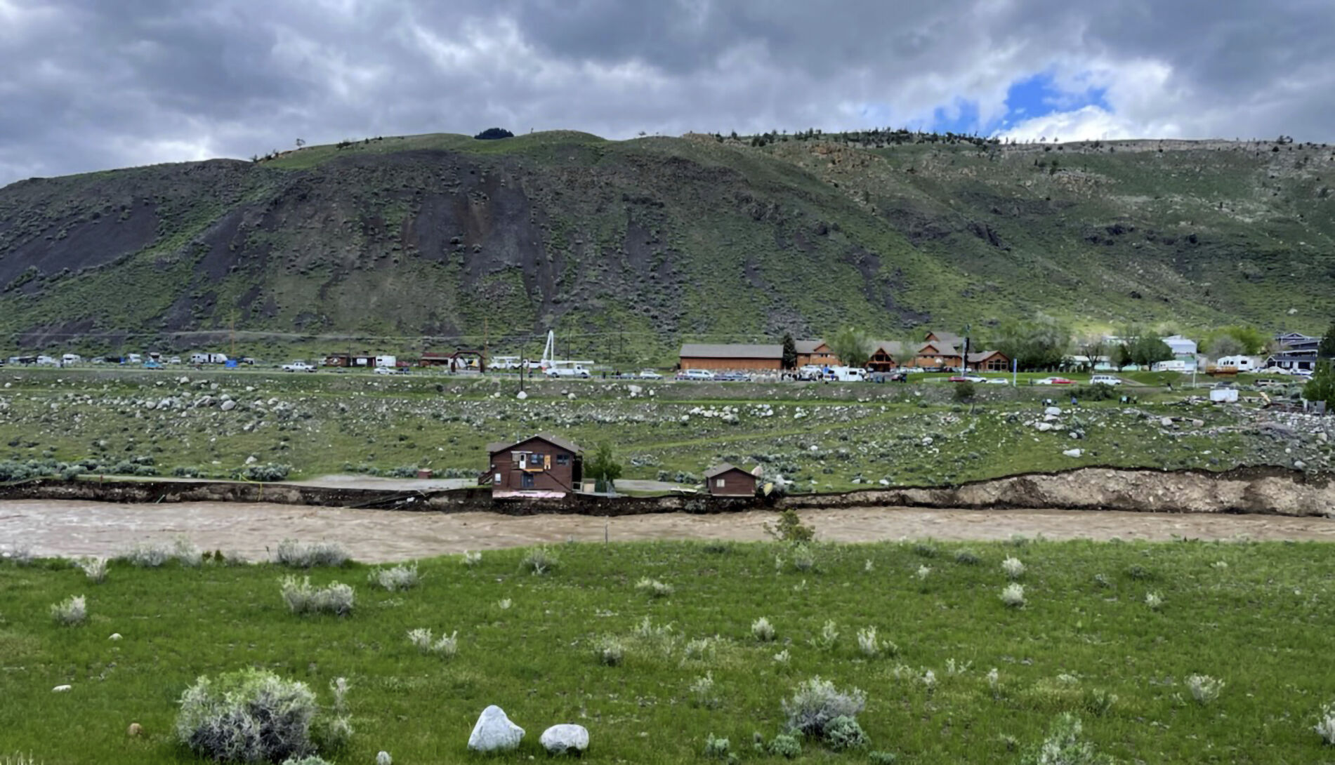 Yellowstone National Park-Flooding